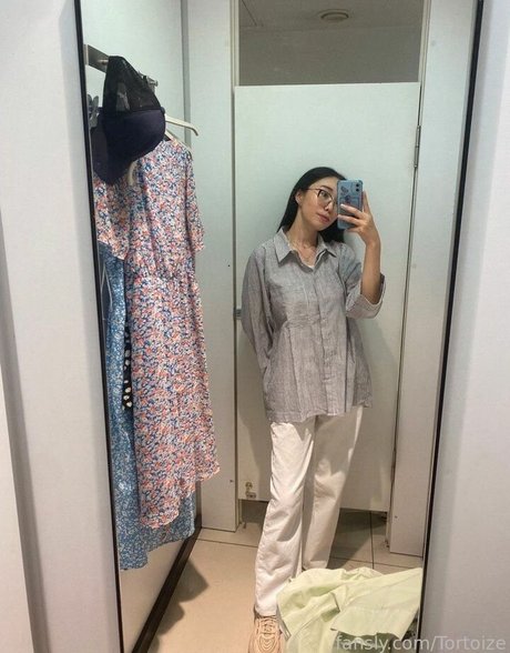 Tortoize star sex images