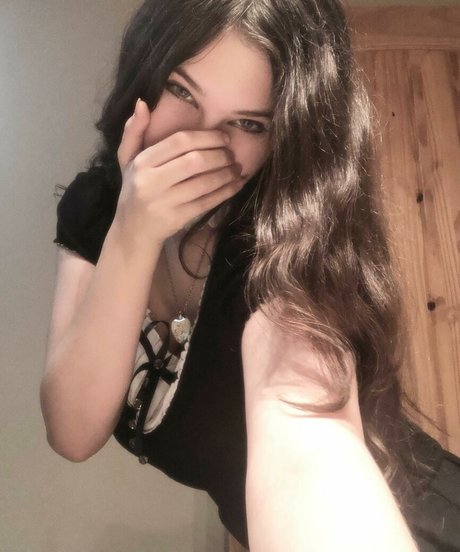 pwurfectt model hot pic