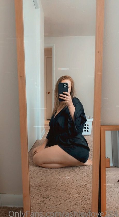 ashleylove224 pornstar adult photos