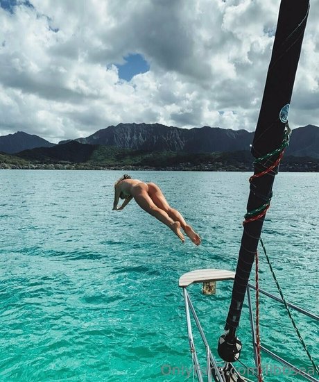 halloween onlyfans pornographic pictures