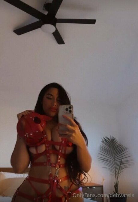 debvarela star nudes image
