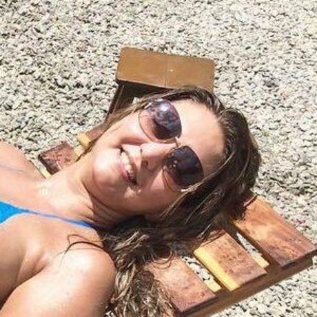 priscila bessa_ exclusive model image