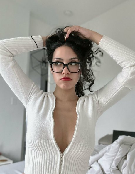 princesadelilah nude pornstar pics