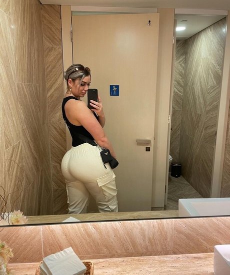 Nikita Simpson model naked gallery