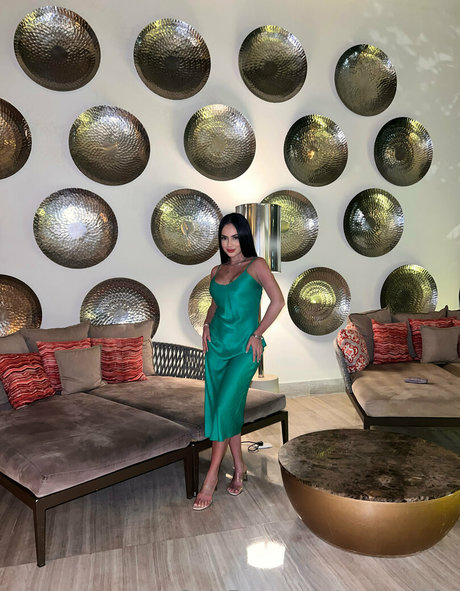 susana19y pornstar art photo