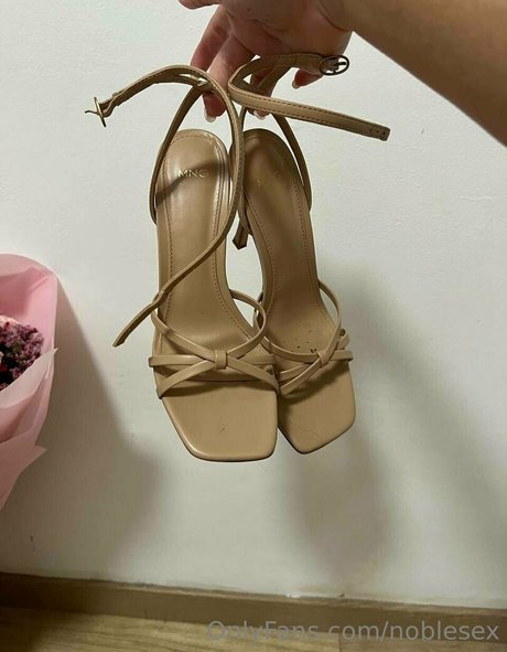 bodybuilder onlyfans naked photo