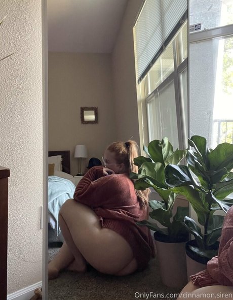 cinnamon siren pornstar hd gallery