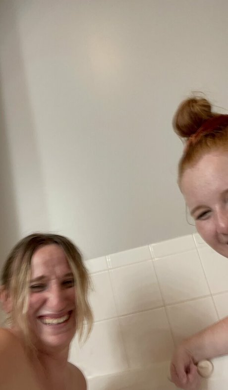 cinnamon siren star exclusive photos