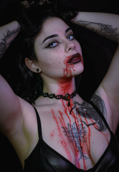 hotsirenfree naked model galleries