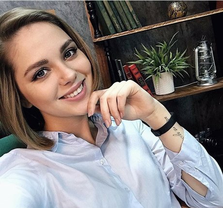 Yumasheva pornstar adult pic