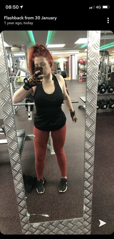 blonde hairy pussy onlyfans exclusive gallery