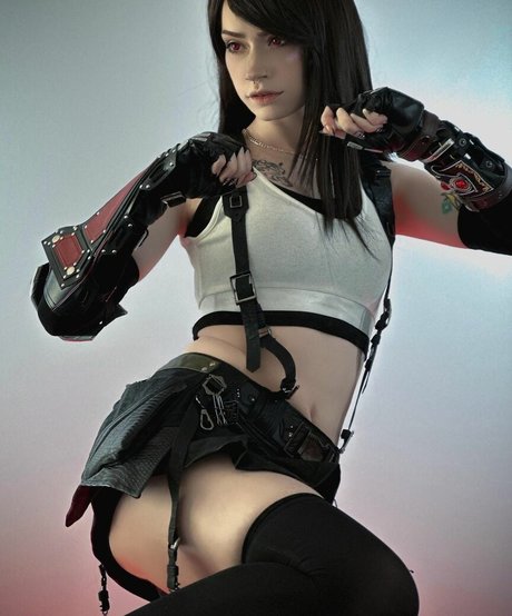 f ukuro model sexy pic