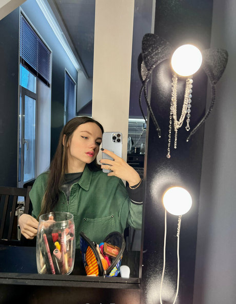 youngy lizzy hot model archive