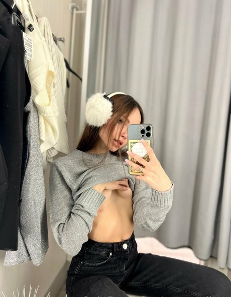 shemale fucks girl onlyfans porn pics