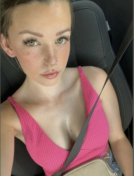 chubby babe onlyfans perfect images