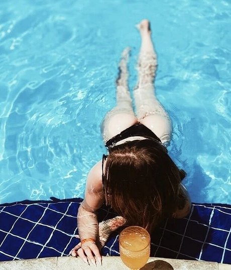 Sofia Fragoso art star pics