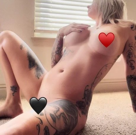 Highonblondie hd model images