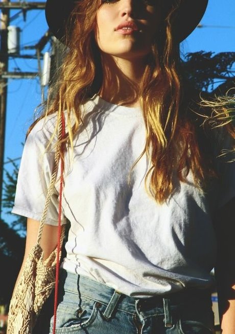 Lili Simmons sexy star pics