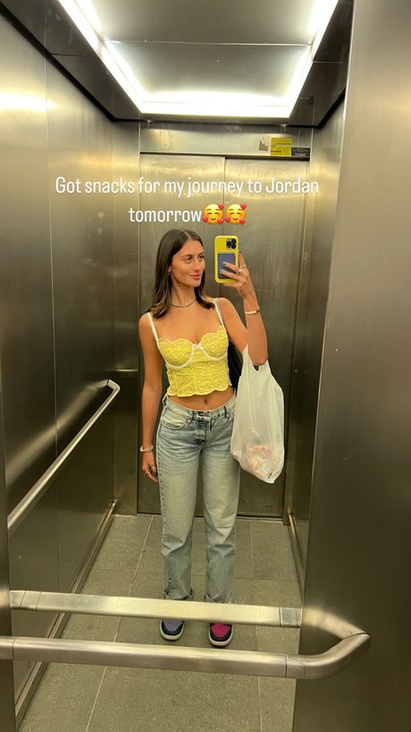 thick latina milf onlyfans hd pictures