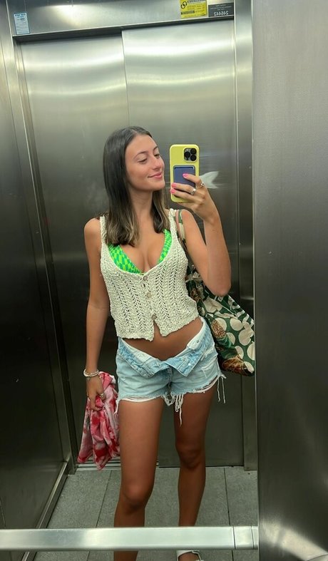 Tatiana Schwartz hd actress photo