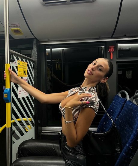 Tatiana Schwartz perfect model picture