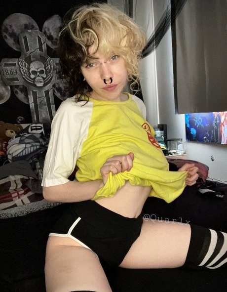 Quarlx star nudes picture