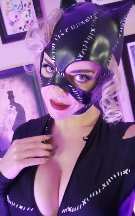 Meganrandom sexy model photos