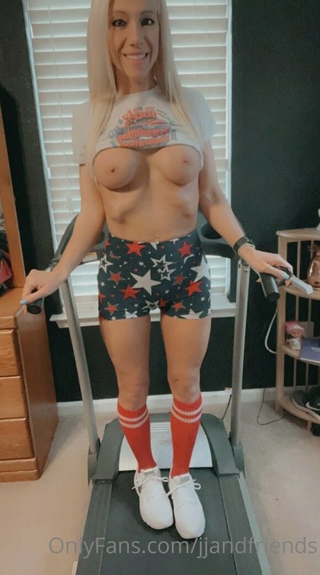 shemale fucks girl onlyfans sexy xxx picture