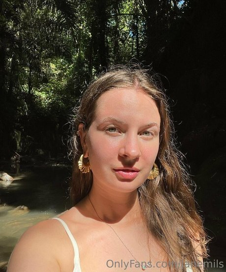 anapuru hd actress galleries