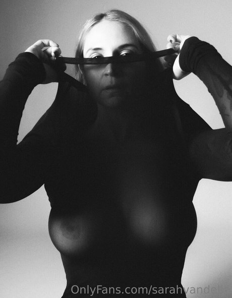 Sarahvandella model nice pictures