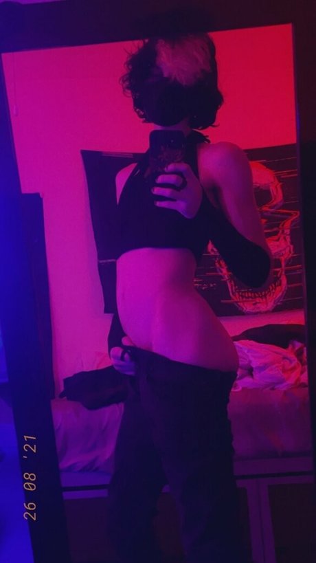 blonde squirt onlyfans sex image