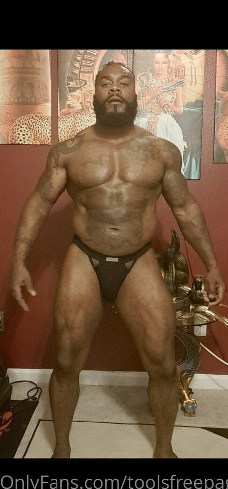 toolsfreepage nudes star image