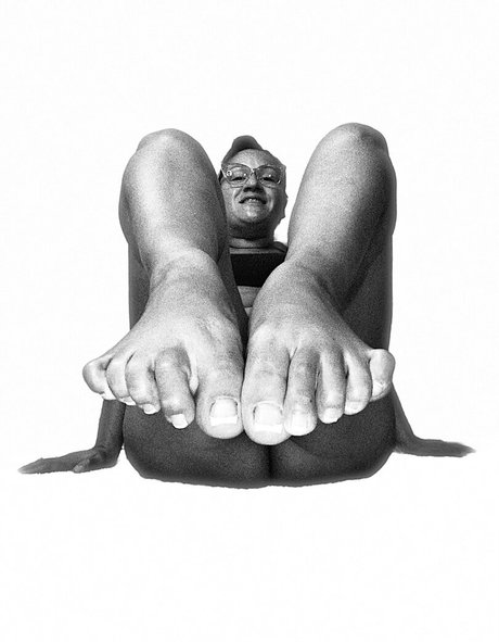 shesabigone model naked gallery