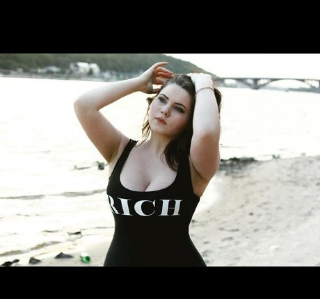 latina shemale onlyfans perfect pics