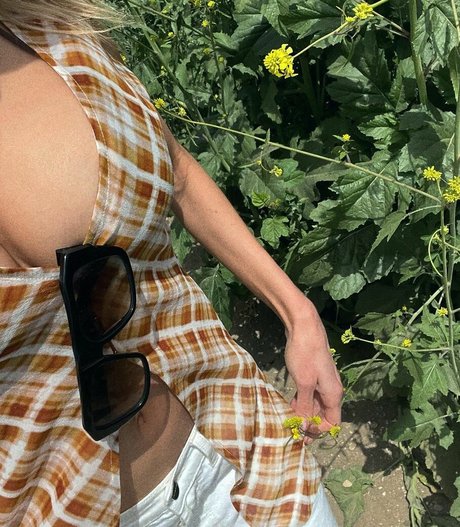 famous nude onlyfans hot porn gallery