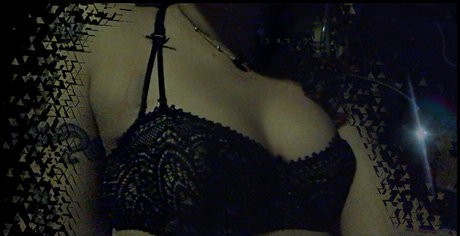 busty mom onlyfans best galleries