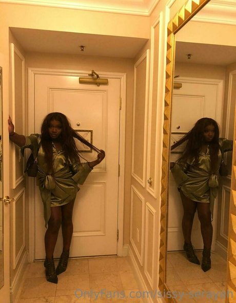 sissy serayah model perfect picture