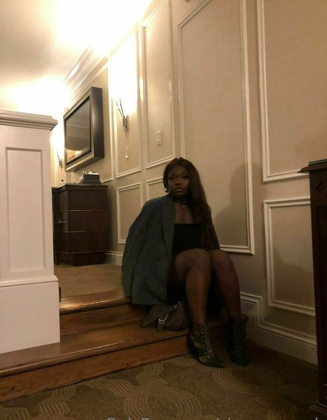 sissy serayah model porn images