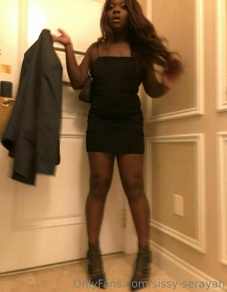 sissy serayah star free photos