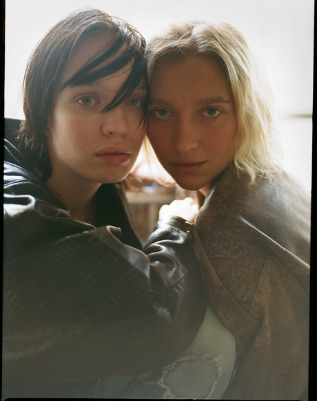 Anna April xxx pornstar pictures