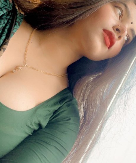 Arpa Roy pornstar sex image