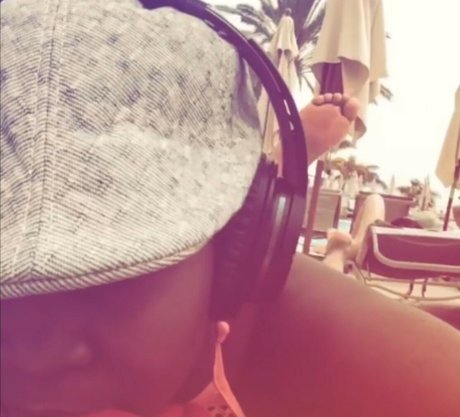 thick latina milf onlyfans free xxx image