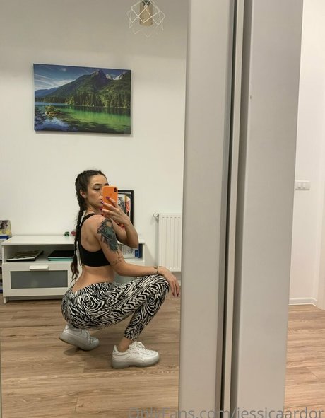 jessicaardor naked actress gallery