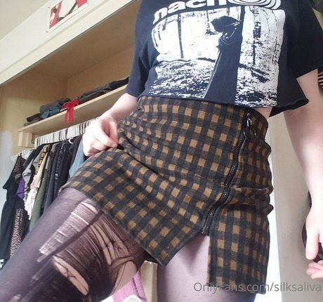 silksaliva pornstar naked picture