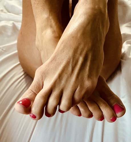 Renee Daniels star sexy galleries