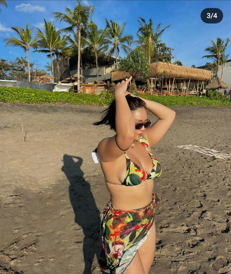 Mathilda Huang model pornographic img