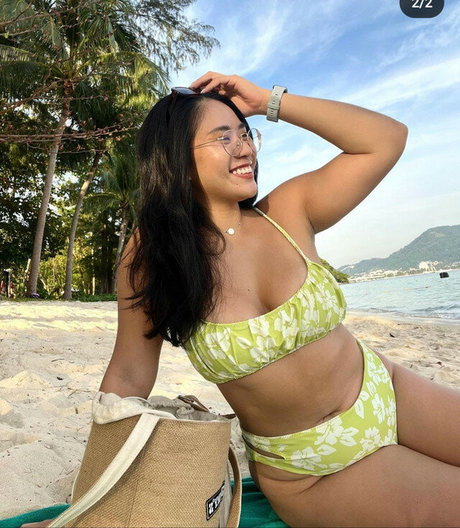 Mathilda Huang high quality model picture