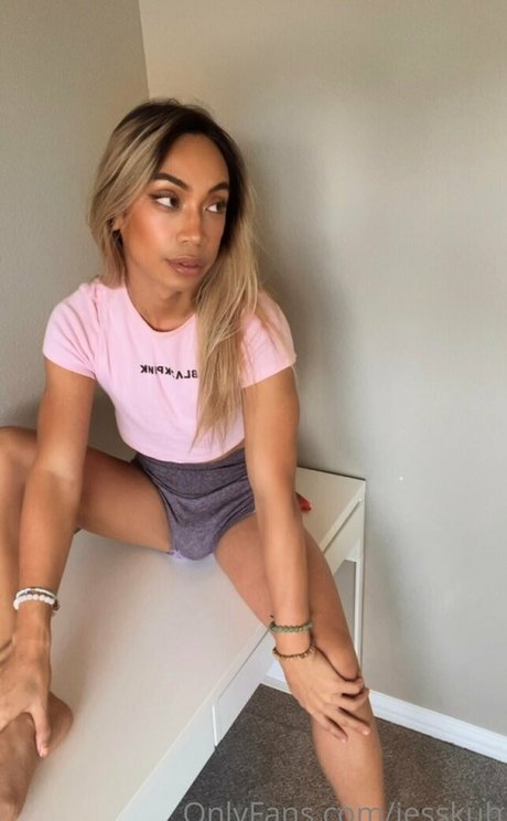 amateur chubby onlyfans art naked picture