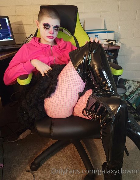 galaxyclownn nude pornstar picture