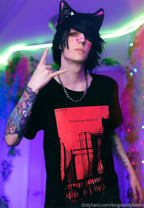 kingdaddykitten pretty actress pic